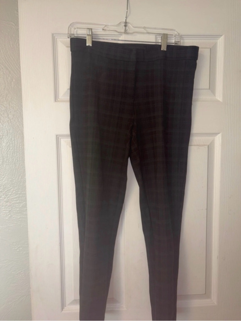 Women's stretchy, dark green and black plaid pant - size 10